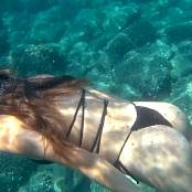 Girls Hunters of Beauty Under Water World HD Video 181025.mp4 snapshot 01.39.048