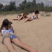 Girls Hunters of Beauty Shooting On The Way To Thee Sea 4K UHD Video 006 261025.mp4 snapshot 01.12.038