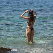 Girls Hunters of Beauty Wild Coast 4K UHD Video 004