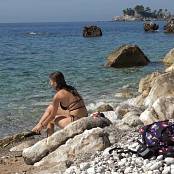 Girls Hunters of Beauty Wild Coast 4K UHD Video 004 041125.mp4 snapshot 01.12.038