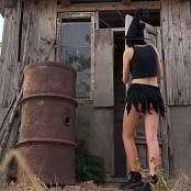 Girls Hunters of Beauty Witchs House 4K UHD Video 041125.mp4 snapshot 01.33.059