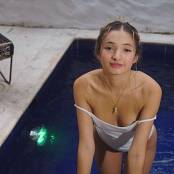 MarvelFans Esmeralda Piscina Video.mp4 snapshot 00.00.252