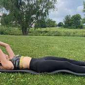 Angel Poli 5 Minute Ab Workout I Video 301125.mp4 snapshot 01.28.888