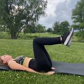 Angel Poli 5 Minute Ab Workout I Video 301125.mp4 snapshot 02.38.024