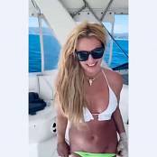 Britney Spears 2026 03 30  2038450615269863437 MwzFpUab LDFhdrV Video.mp4 snapshot 00.12.593