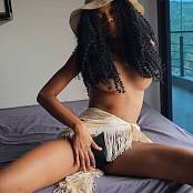 MarvelCharm Naya Exotic Video 030526.mp4 snapshot 04.49.800