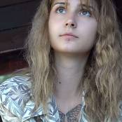 Girls Artists Story Sea View Video 260526.mp4 snapshot 01.07.216