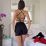 Stesha Fashion Stop Wearing Boring Gym Clothes How to Dress for Your Shape Feel Amazing Video 040626.mkv snapshot 06.50.900