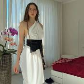 Stesha Fashion 4 Ways To Style a Scarf 4K UHD Video