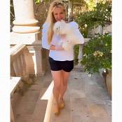 Download Britney Spears Social Media Updates Pack 052