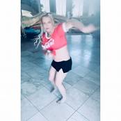 Britney Spears britneyspears   Dbbk7jxjwoe   2 Video.mp4 snapshot 00.15.716