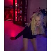 Britney Spears britneyspears   DbjA BpEYyF   1 Video.mp4 snapshot 00.00.107