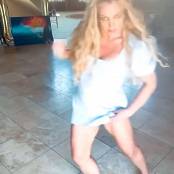 Britney Spears britneyspears   DbUY40JAlAQ Video.mp4 snapshot 00.26.696