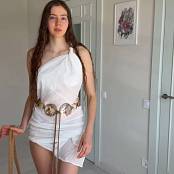 Stesha Fashion DIY Closet Clearout Transforming Loungewear Vintage Finds into Boho Chic Video 100826.mkv snapshot 08.56.333
