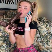 Bougie BB [Onlyfans] bougie bb   Your Girlfriend Cheats on You With BBCs [1920p] Video.mp4 snapshot 02.52.172