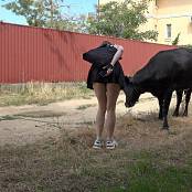 Girls Hunters of Beauty Bull Fight Backstage C0001.00 04 12 21.Still004