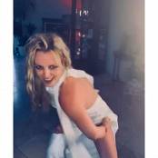 Britney Spears Video 023.mp4 snapshot 00.25.184