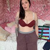 Meg Turney OnlyFans Try On Video