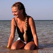 Cinderella Story Cinderella Wild Beach 006 961336284201119744